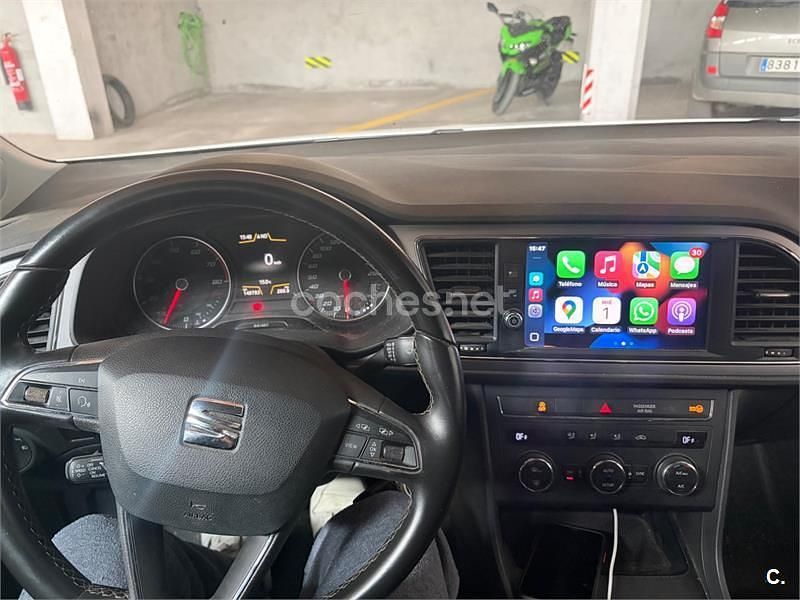 Usado Seat Leon Style 125 HP (91 kW) 2018 Branco Sedan