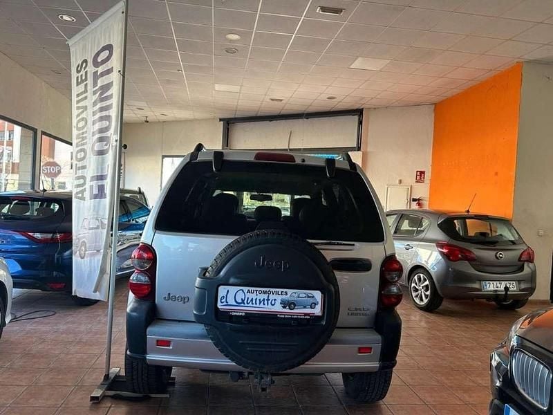 Usado Jeep Cherokee Limited 162 CV (119 kW) 2005 Gris SUV