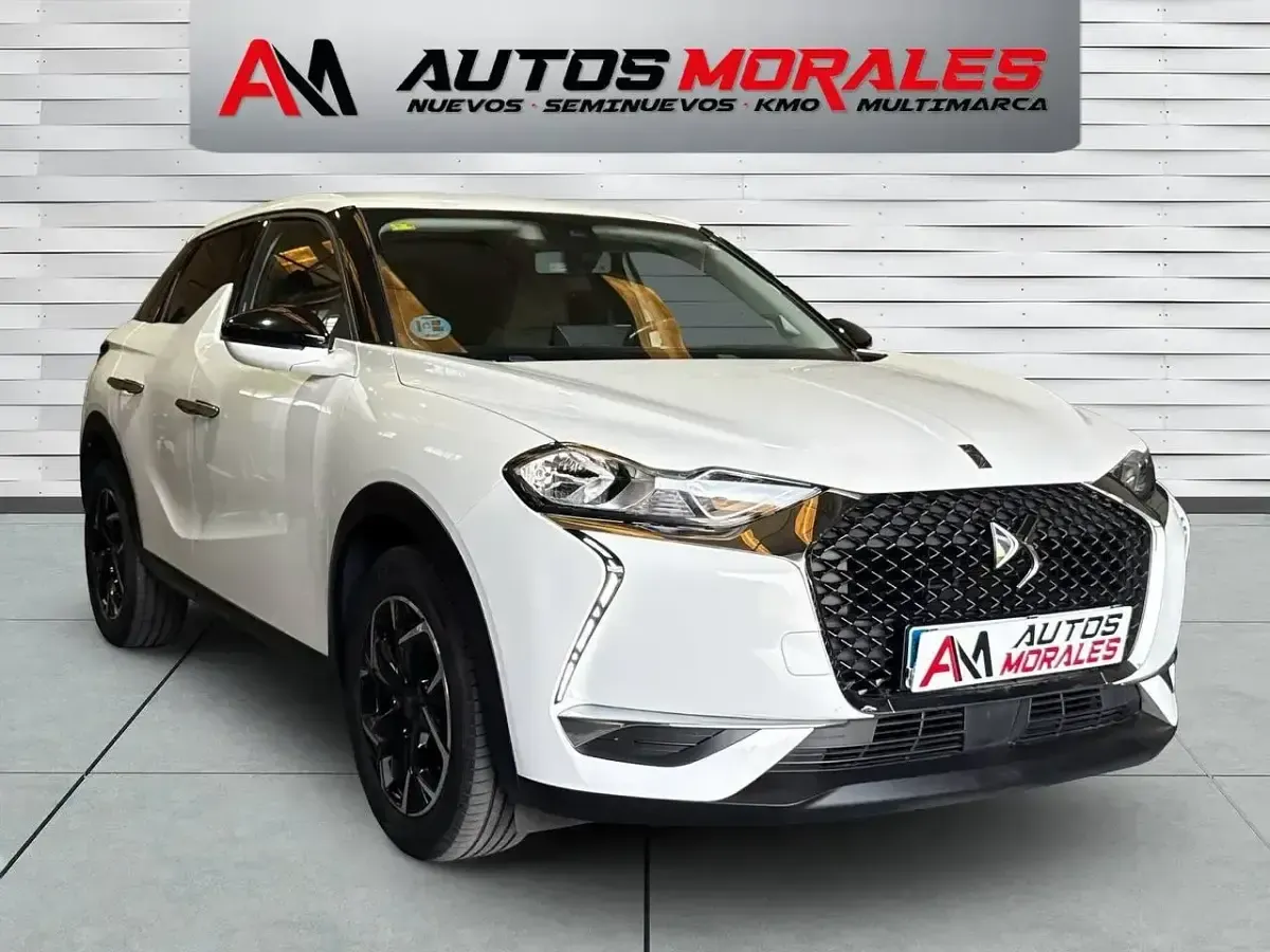 Usado DS Automobiles DS3 Crossback So Chic 110 CV (80 kW) 2021 Blanco SUV