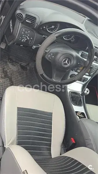 Usado Mercedes CLC200 184 CV (135 kW) 2008 Negro Utilitario