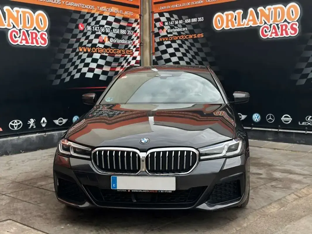 Usado BMW 530 286 CV (210 kW) 2021 Gris Familiar