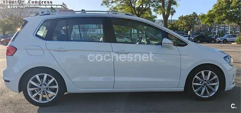Usado VW Golf Sportsvan Sportline 150 CV (110 kW) 2014 Blanco Monovolumen