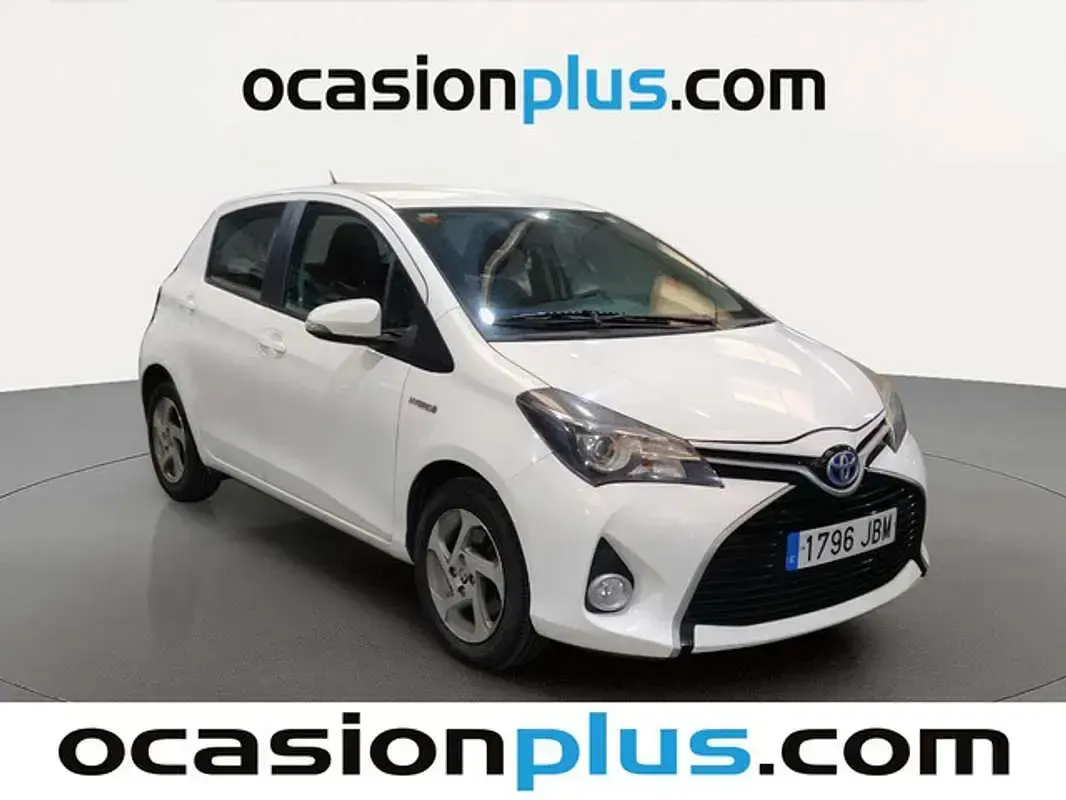 Usado Toyota Yaris Active 100 CV (73 kW) 2014 Blanco Utilitario