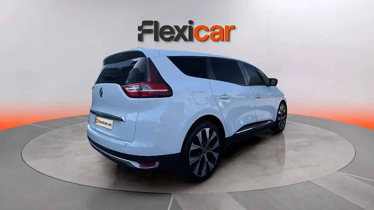Usado Renault Grand Scénic IV LIMITED 140 CV (102 kW) 2022 Blanco Monovolumen