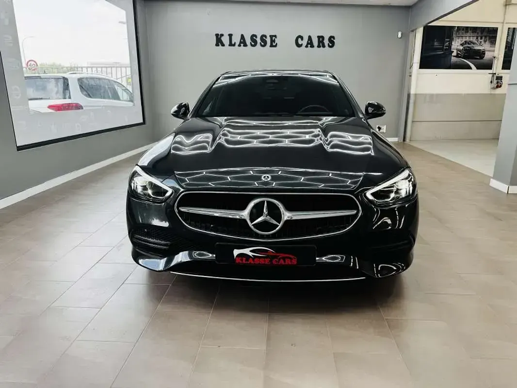 Usado Mercedes C220 200 CV (147 kW) 2024 Gris Berlina