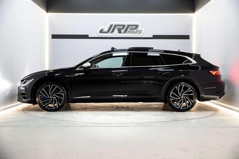 Usado VW Arteon R 320 CV (235 kW) 2023 Negro Familiar