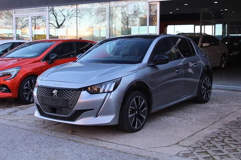 Begagnad Peugeot e-208 GT 100 kW (136 HK) 2021 Grå Halvkombi