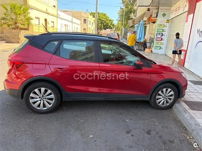 Usado Seat Arona Ecomotive 115 CV (84 kW) 2020 Rojo SUV