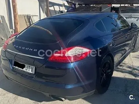 Usado Porsche Panamera 250 CV (183 kW) 2012 Azul Utilitario