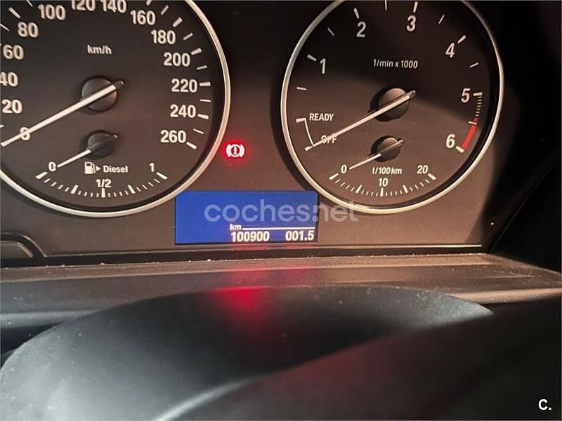 Gris / plata Usado 2015 BMW 118 Utilitario | 14.500 € (Buen precio) - Imagen 1/4