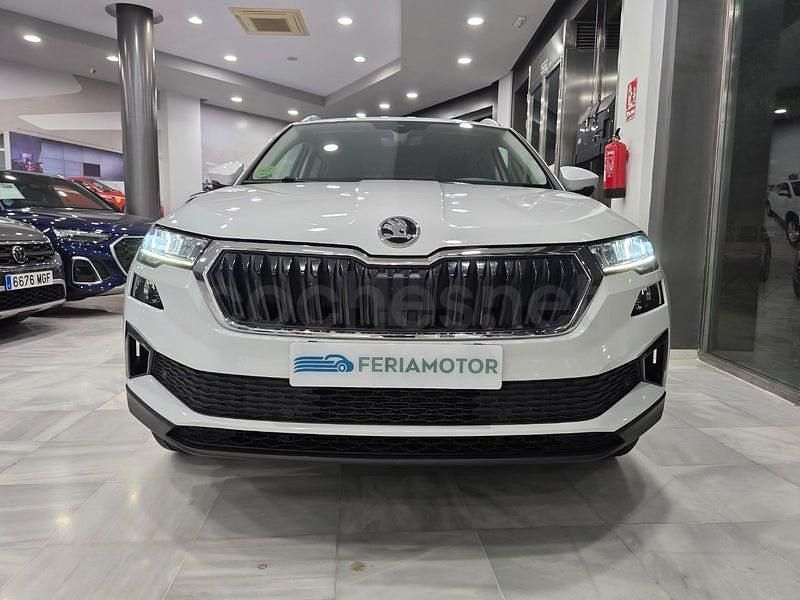 Usado Skoda Karoq Ambition 115 CV (84 kW) 2023 Blanco SUV