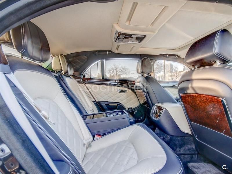 Usado Bentley Mulsanne 537 CV (394 kW) 2016 Negro Berlina