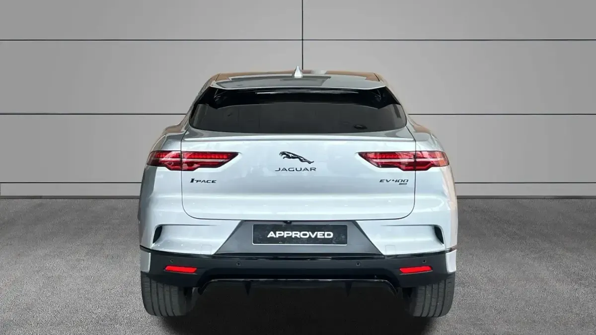 Usado Jaguar I-Pace 294 kW (400 CV) 2021 Gris SUV
