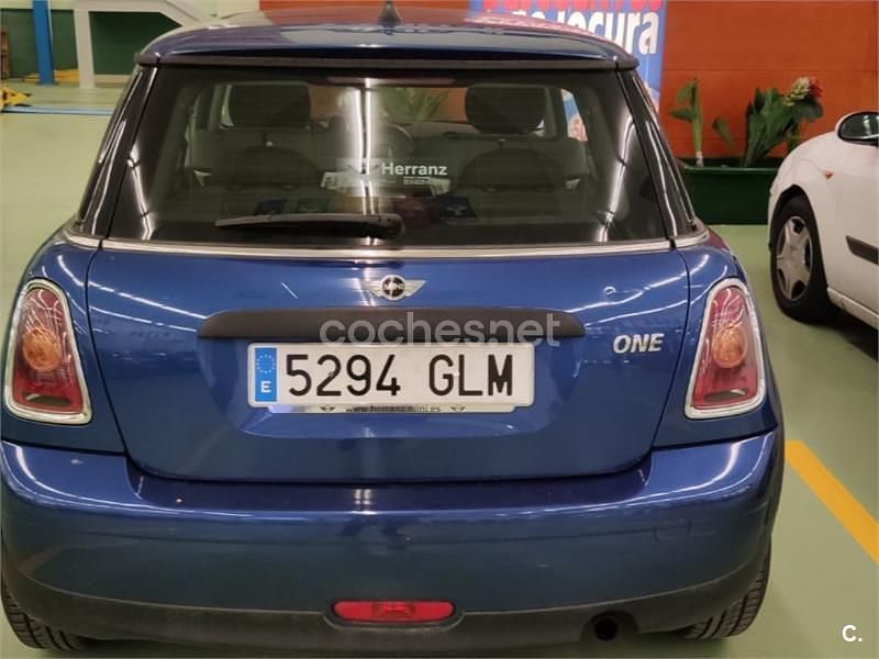 Usado Mini ONE 95 CV (69 kW) 2009 Azul Utilitario