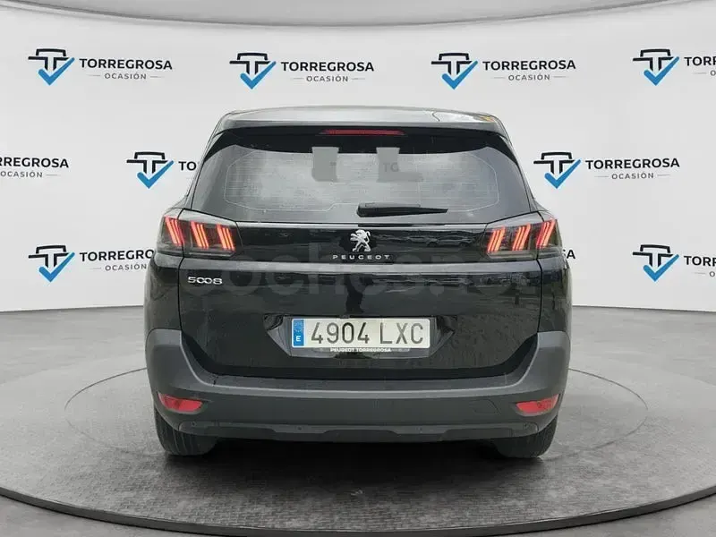 Usado Peugeot 5008 Active 130 CV (95 kW) 2022 Negro SUV