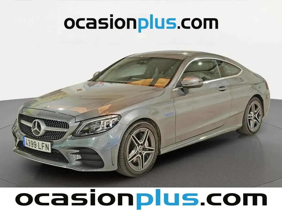 Usado Mercedes 300 AMG 258 CV (189 kW) 2020 Gris Coupe
