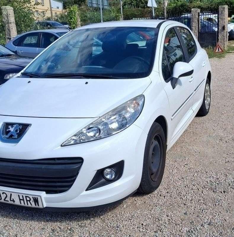Blanco Usado 2013 Peugeot 207 Utilitario | 5990 € (Precio justo) - Imagen 1/1