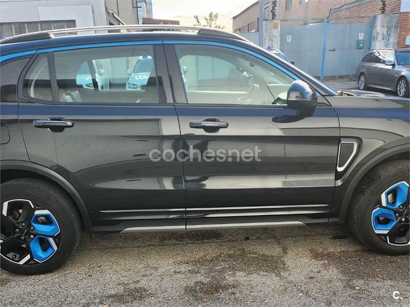Negro Usado 2021 Lynk & Co 01 SUV | 21.200 € (Buen precio) - Imagen 1/4