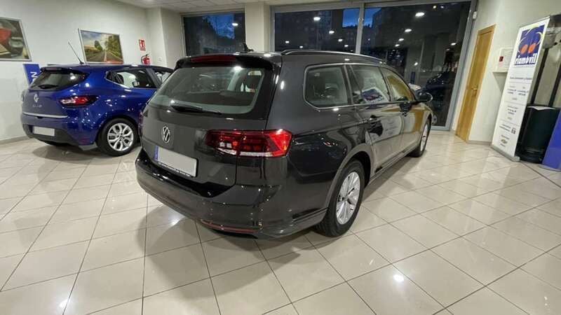 Usado VW Passat Business 122 CV (89 kW) 2020 Gris Familiar