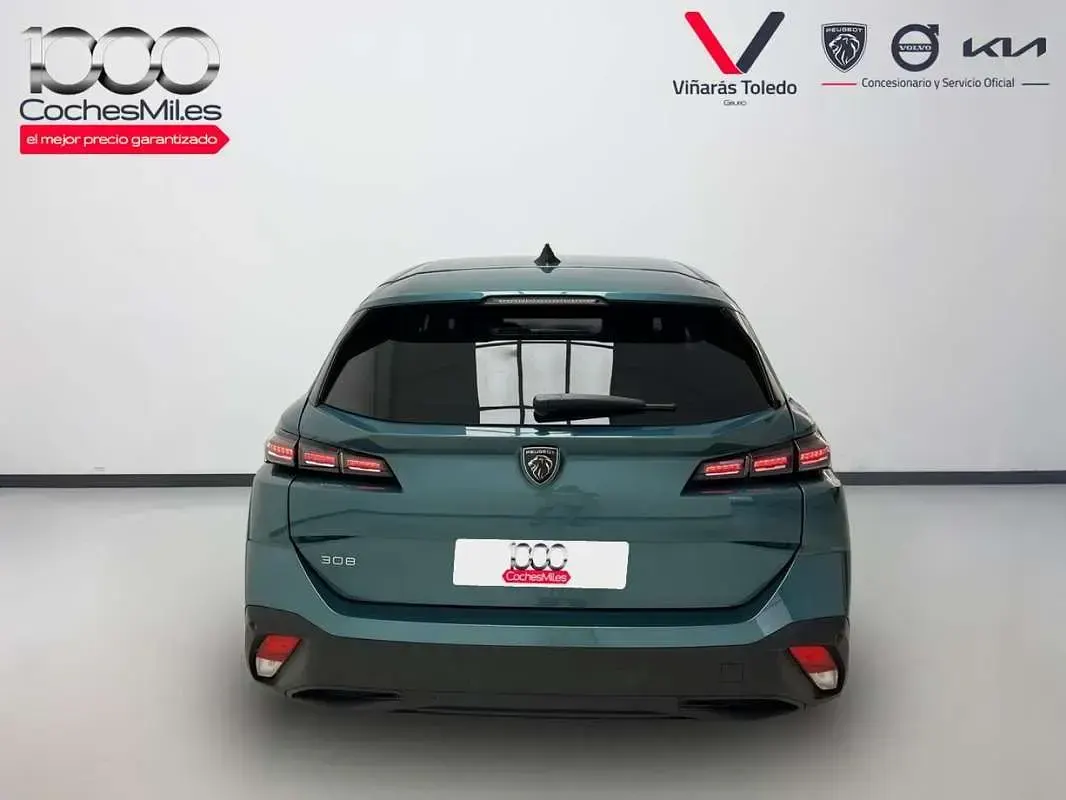 Usado Peugeot 308 SW Active 110 CV (80 kW) 2022 Azul Familiar