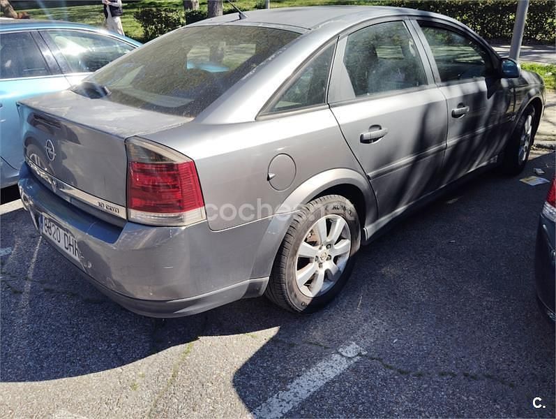 Usado Opel Vectra Comfort 150 CV (110 kW) 2006 Gris / plata Berlina