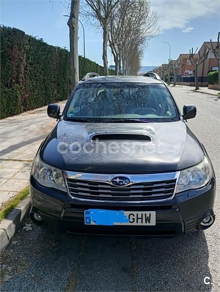 Usado Subaru Forester 147 CV (108 kW) 2008 Negro SUV