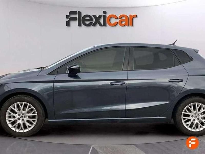 Usado Seat Ibiza FR 116 CV (85 kW) 2025 Gris Utilitario