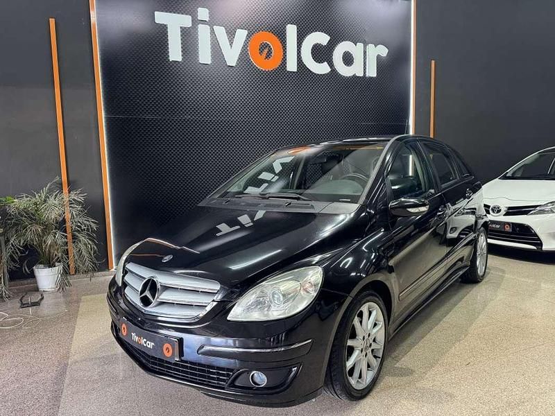 Usado Mercedes B170 116 CV (85 kW) 2007 Negro Monovolumen