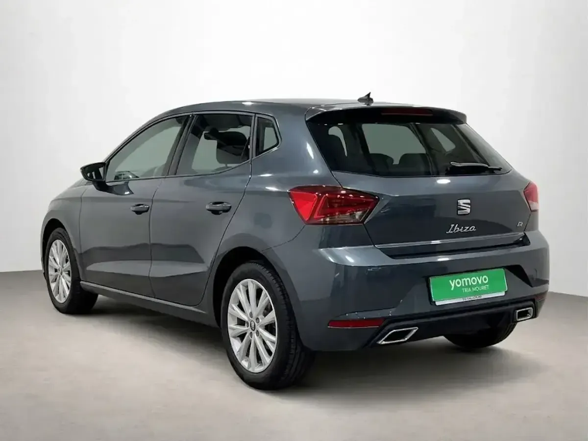 Usado Seat Ibiza FR 116 HP (85 kW) 2024 Cinzento Citadino