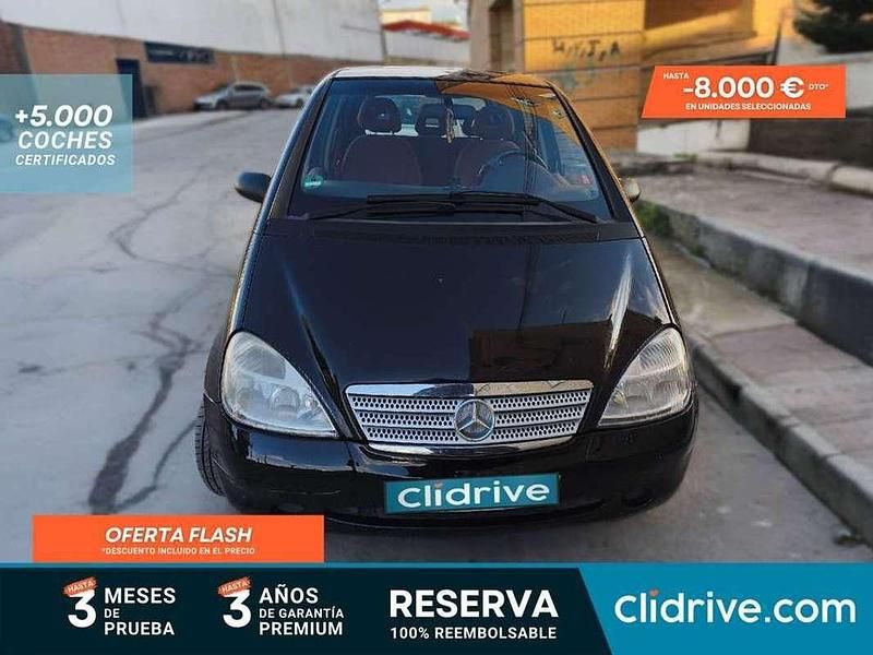 Usado Mercedes A160 82 CV (60 kW) 2000 Negro Berlina
