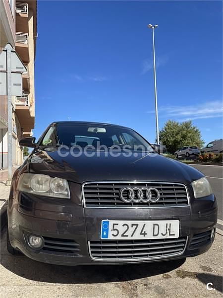 Negro Usado 2005 Audi A3 Ambiente Berlina | 3500 € (Buen precio) - Imagen 1/4