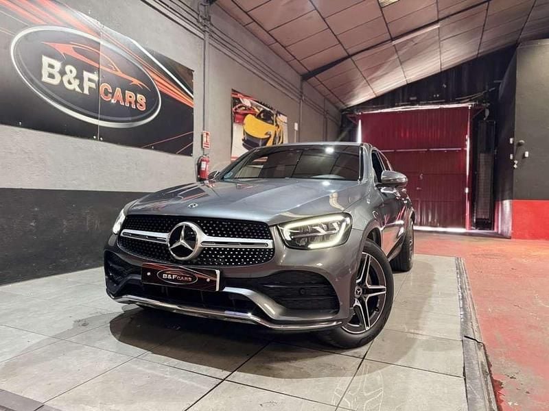 Usado Mercedes GLC220 194 HP (142 kW) 2019 Cinzento Coupé