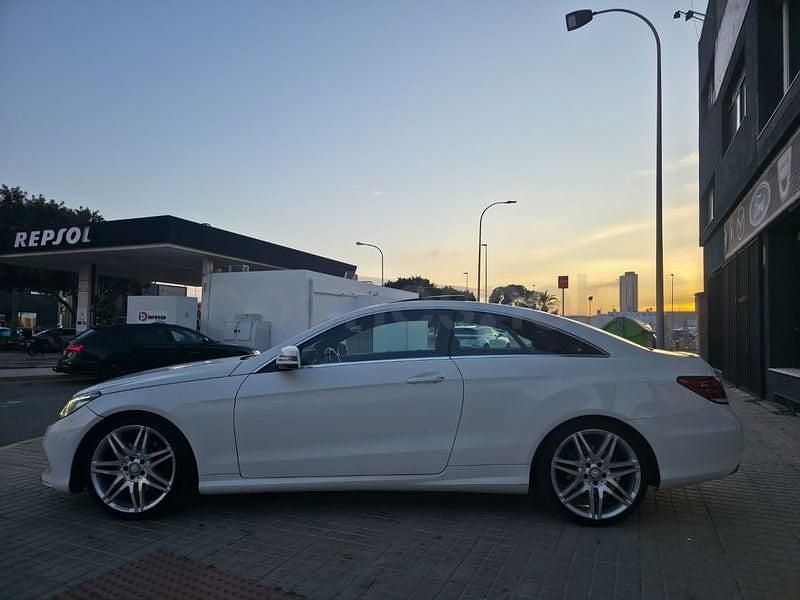 Usado Mercedes E220 170 CV (125 kW) 2014 Blanco Coupe