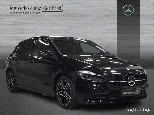 Nuevo Mercedes B200 150 CV (110 kW) 2026 Negro cosmos Utilitario