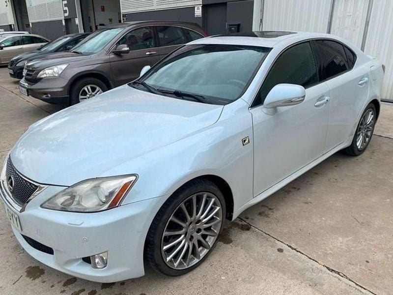 Usado Lexus IS220d Sport Line 177 CV (130 kW) 2010 Azul Berlina