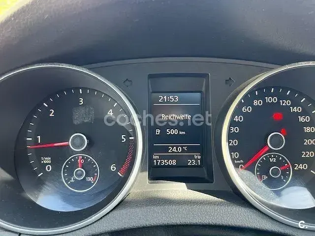 Usado VW Golf VI Advance 105 CV (77 kW) 2010 Gris / plata Utilitario