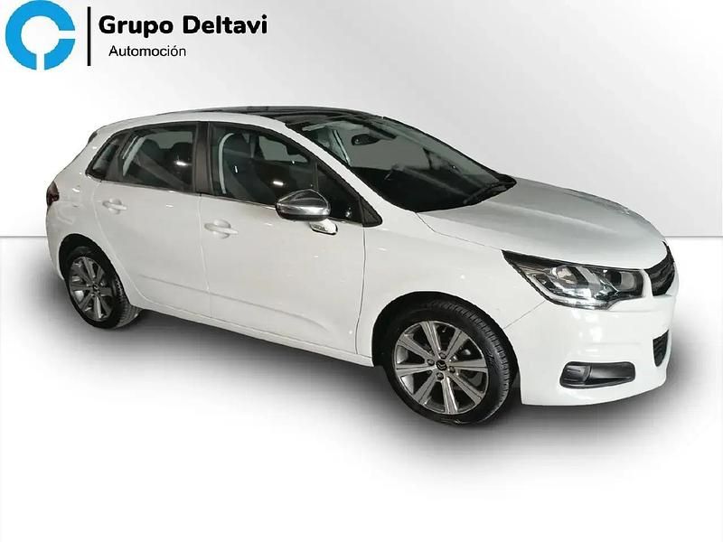 Begagnad Citroën C4 Feel 110 HK (80 kW) 2015 Vit Sedan