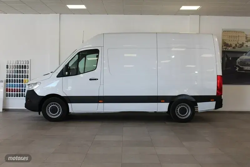 Usado Mercedes Sprinter 115 CV (84 kW) 2025 Blanco Van