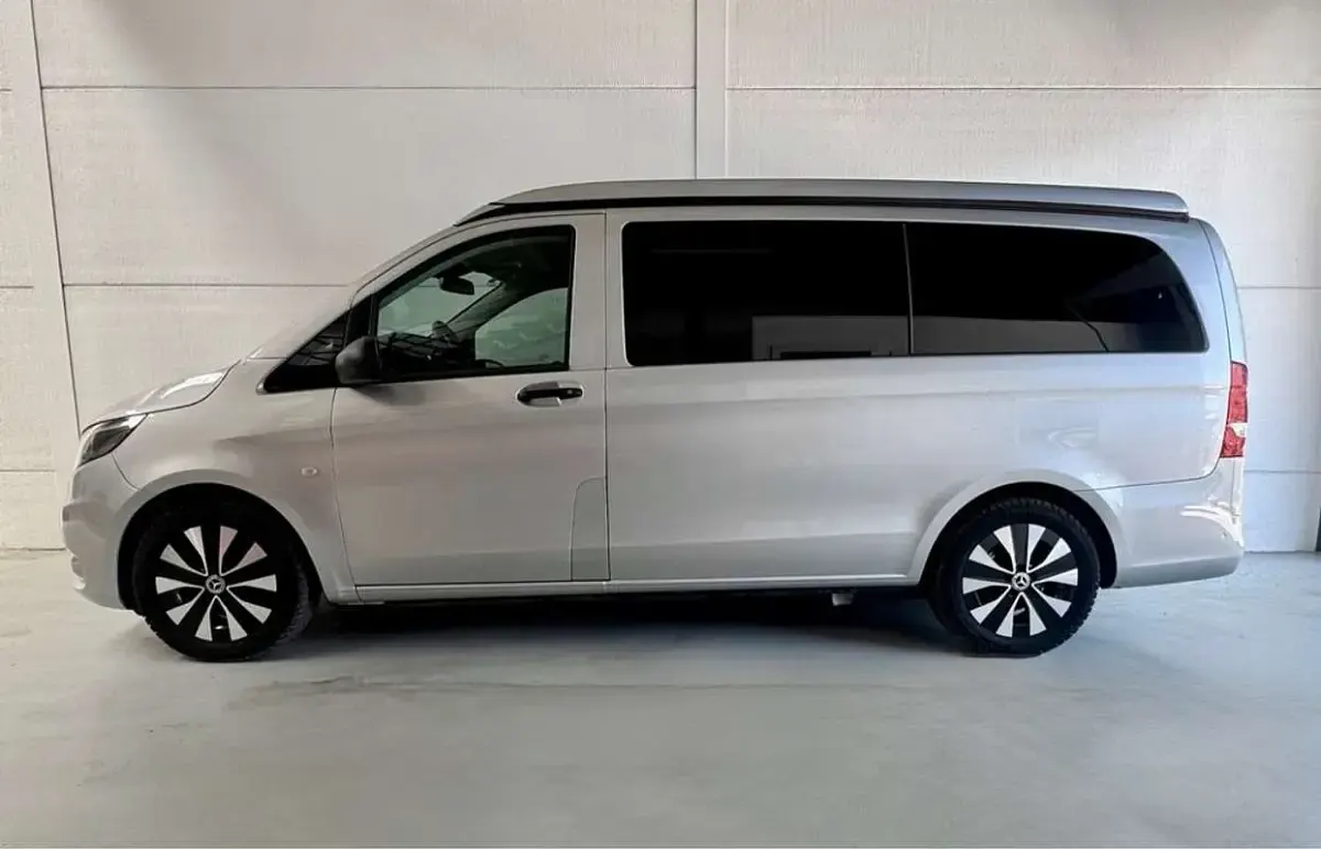 Usado Mercedes Vito Marco Polo 162 CV (119 kW) 2021 Gris Van