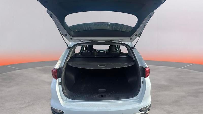 Usado Kia Sportage 136 CV (100 kW) 2021 Blanco SUV