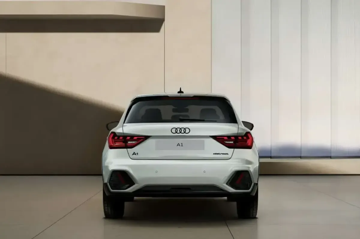 Nuevo Audi A1 Black Edition 150 CV (110 kW) 2026 Plateado SUV