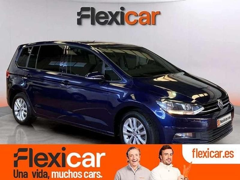 Azul Usado 2017 VW Touran Advance Monovolumen | 16.190 € (Buen precio) - Imagen 1/4
