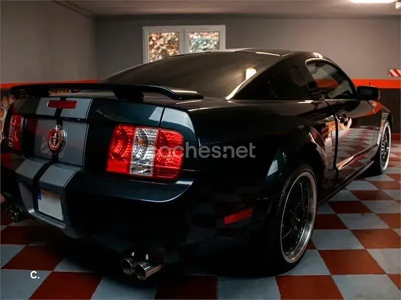 Usado Ford Mustang 314 CV (230 kW) 2015 Negro Coupe
