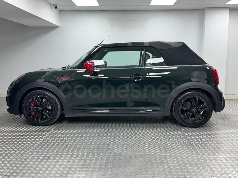 Usado Mini John Cooper Works Cabriolet 231 CV (169 kW) 2022 Verde Descapotable