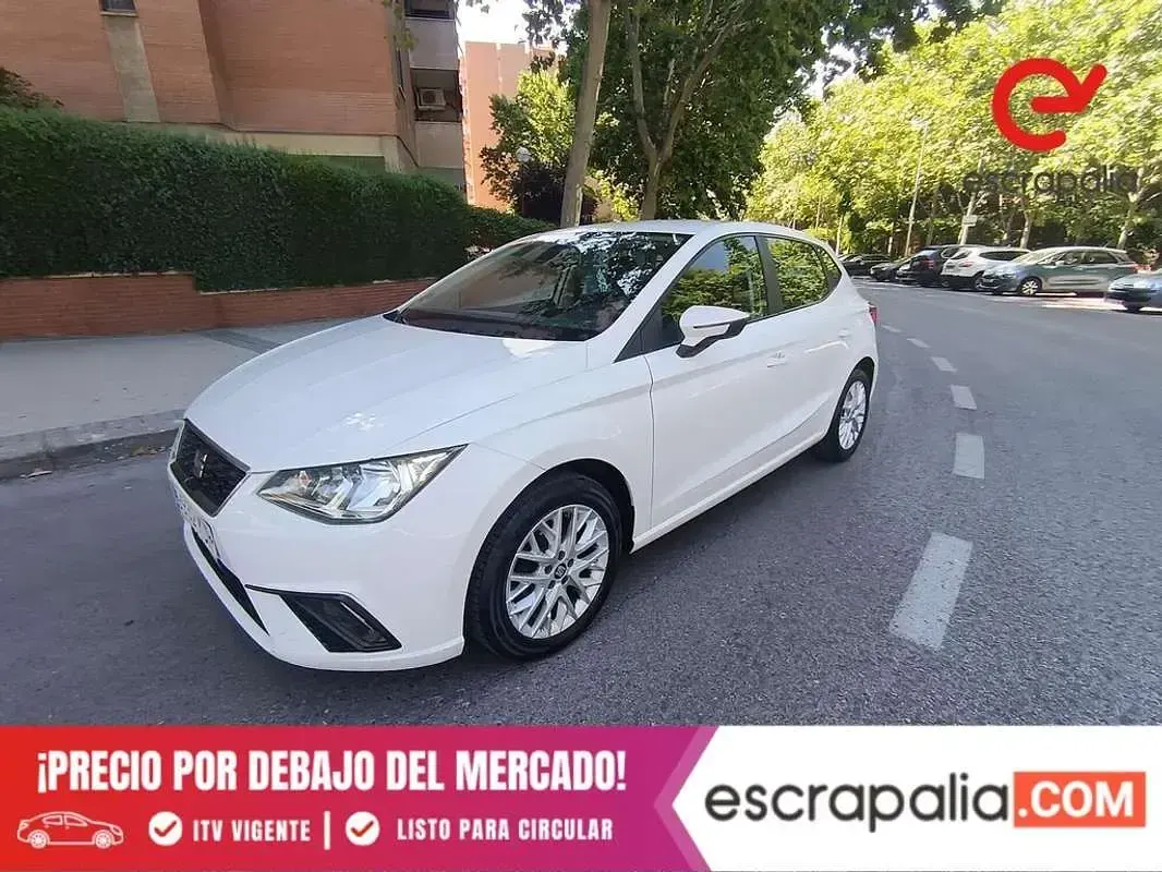 Usado Seat Ibiza Style 95 CV (69 kW) 2018 Blanco Utilitario