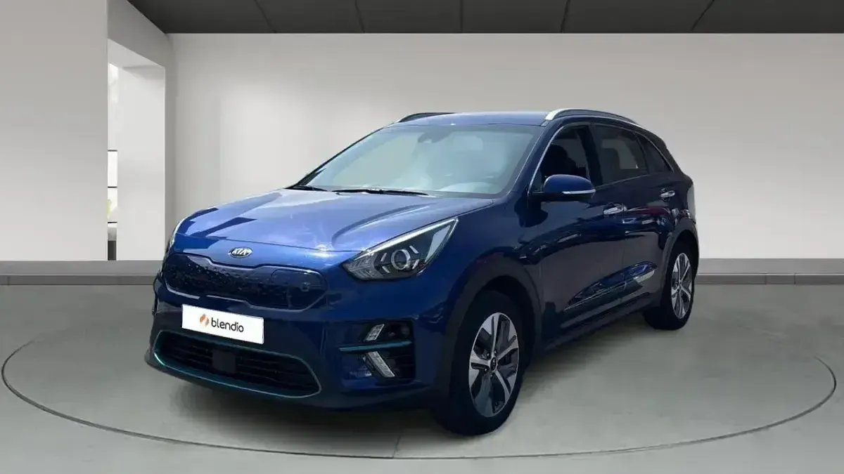 Usado Kia e-Niro 150 kW (204 CV) 2021 Azul SUV