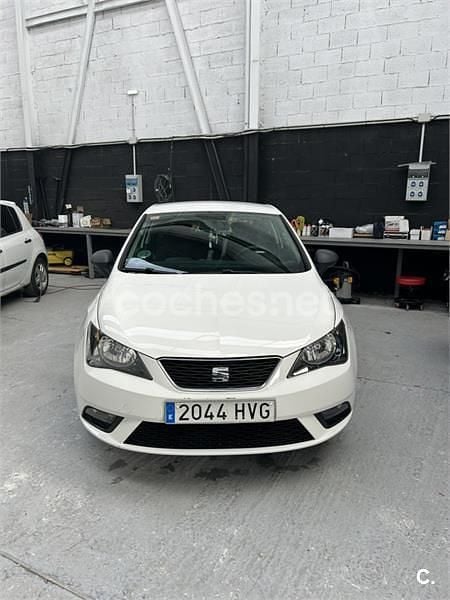 Usado Seat Ibiza SC Reference 85 CV (62 kW) 2014 Blanco Utilitario
