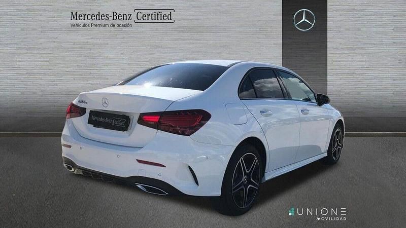 Usado Mercedes A250 218 CV (160 kW) 2025 Blanco Berlina