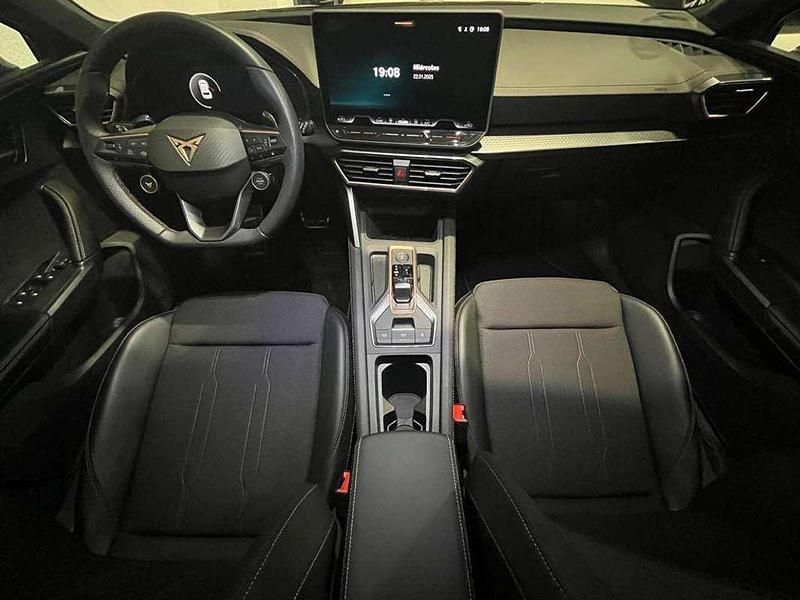 Usado Cupra Leon VZ 272 CV (200 kW) 2024 Gris / plata Utilitario