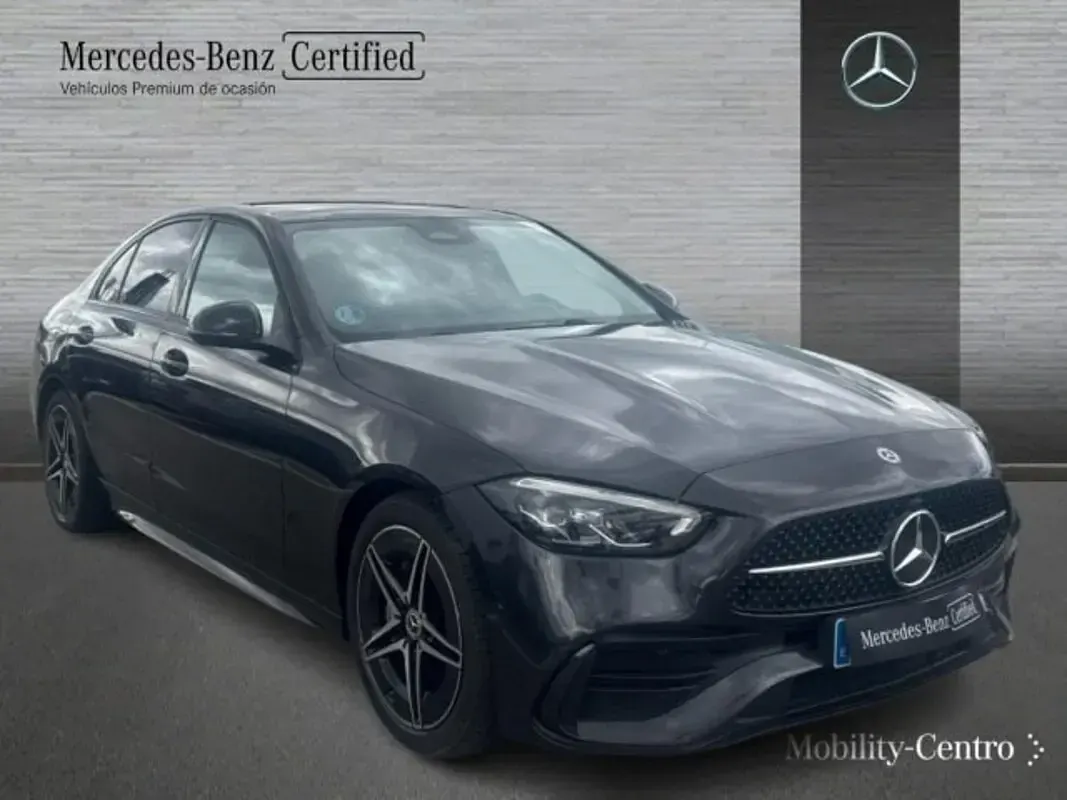 Usado Mercedes C220 200 CV (147 kW) 2025 Gris grafito Berlina